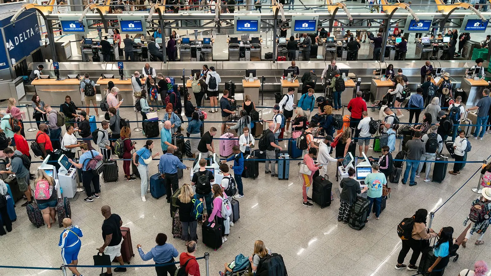 Holiday Travel Surge Prompts Advisory From Palm Springs Intl. Airport